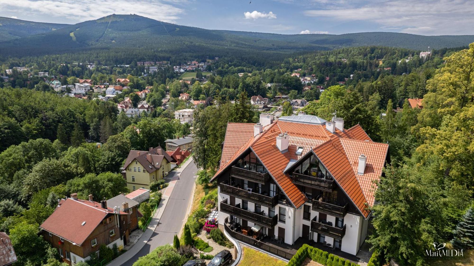 Apartament Panorama Gor - Centrum Miasta Z Widokiem Na Szrenice Szklarska Poreba Luaran gambar